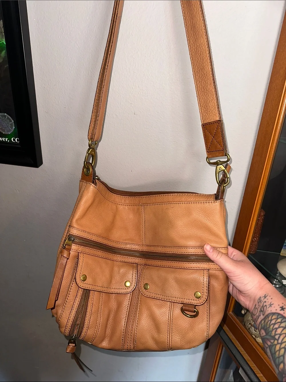 Fossil genuine leather